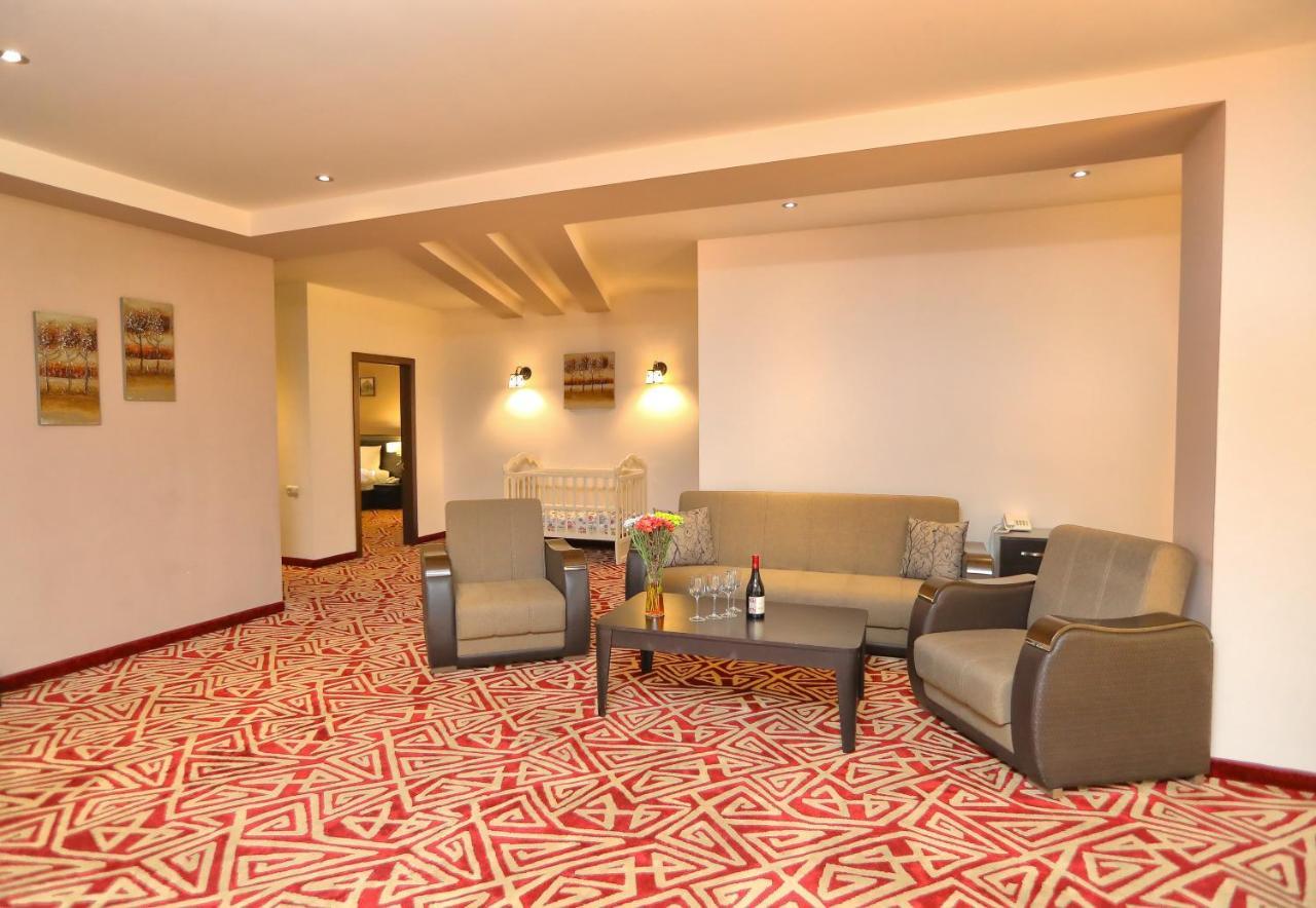 Aghveran Ararat Resort Hotel Arzakan Dış mekan fotoğraf